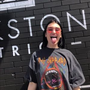 Meet your Posher, Cecilia